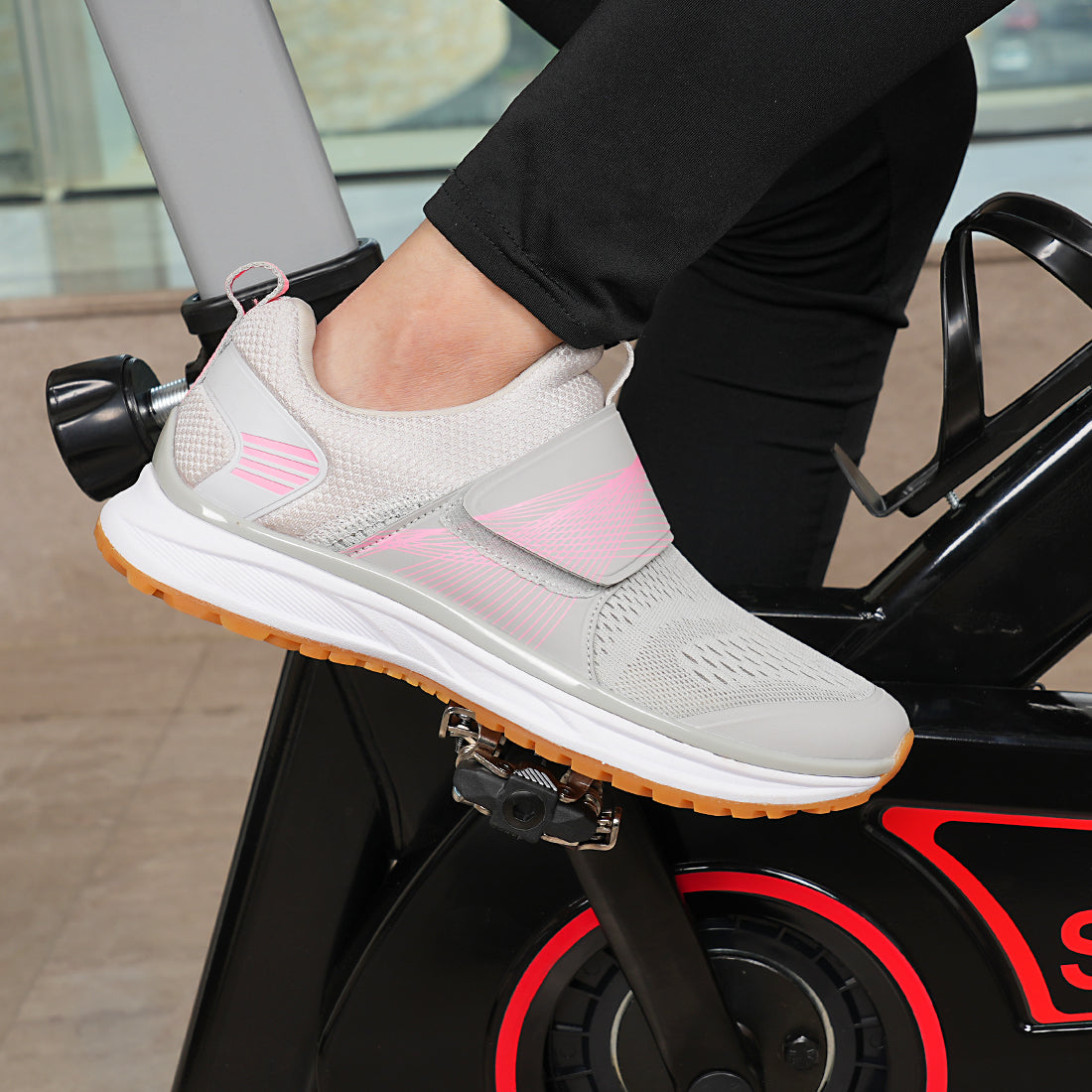 Grey indoor Bike shoe